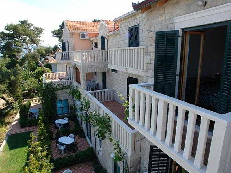 Hotel Santic à Postira Extérieur photo
