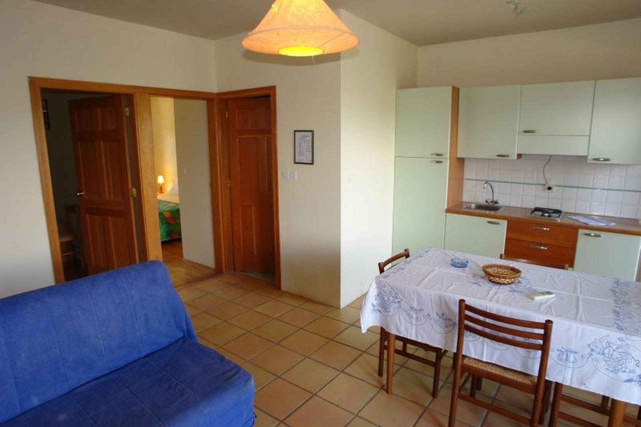 Hotel Santic à Postira Extérieur photo